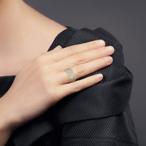 Alternative view of Diamond Eternity Ring (R1898)