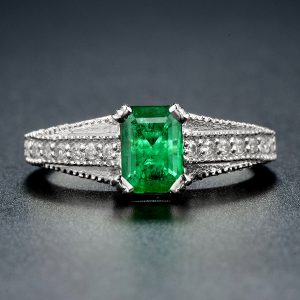 Alternative view of Emerald Diamond Solitaire Engagement Ring (R1065)