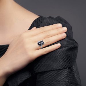 Alternative view of Onyx Diamond Ring (R2174)