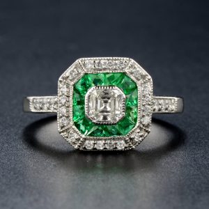 Diamond Emerald Target Ring (R3874)