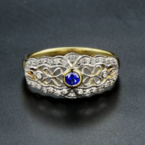 Alternative view of Blue Sapphire Diamond Halo Ring (R1226)