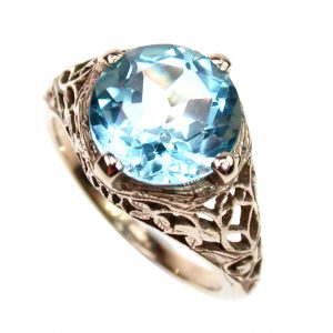 Blue Topaz Solitarie Ring (R0928)