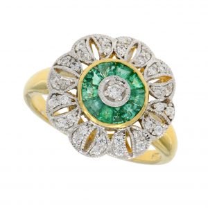 Alternative view of Emerald Diamond Halo Ring (R1251)