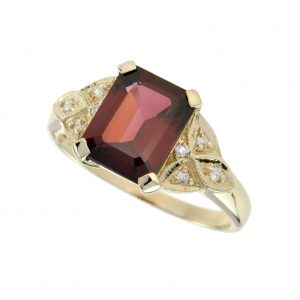 Rhodolite Solitaire Engagement Ring (R0597-EV)