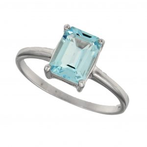 Alternative view of Blue Topaz Solitaire Ring (R1075)