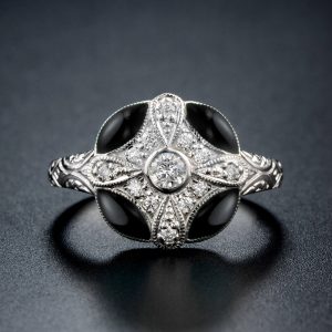 Alternative view of Diamond Enamel Cluster Ring (R2400)