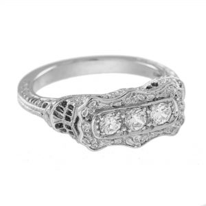 Diamond Three Stone Ring (R0935)