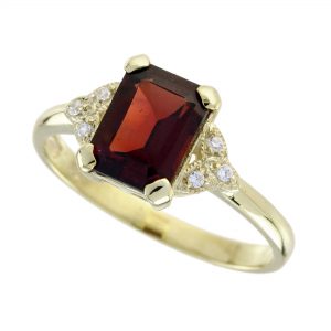 Garnet Diamond Solitaire Ring (R5916)